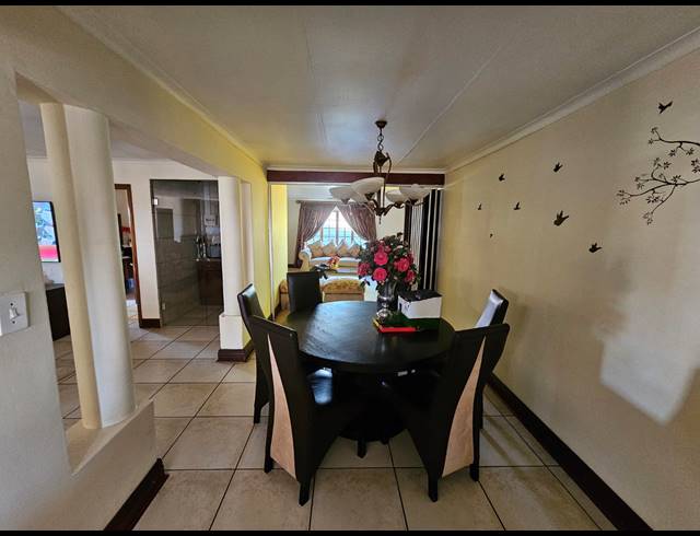 4 bed property for sale in MONTANA TUINE